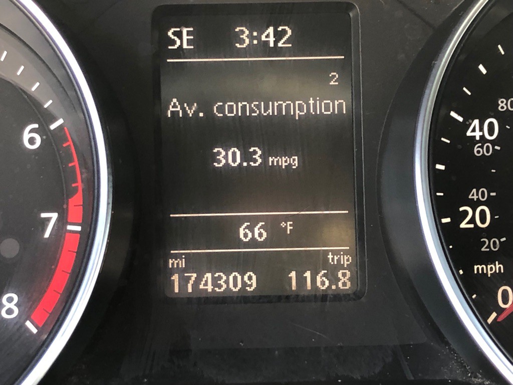 2016 Volkswagen Jetta Image 28