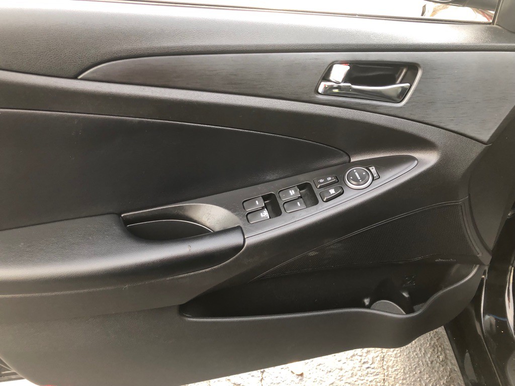 2013 Hyundai Sonata Image 18