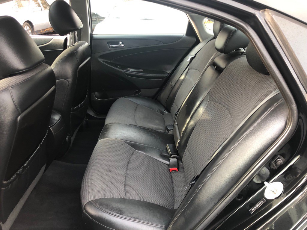 2013 Hyundai Sonata Image 21