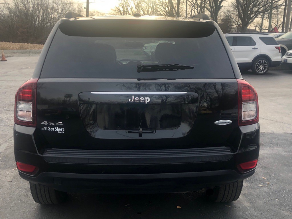 2017 Jeep Compass Image 5