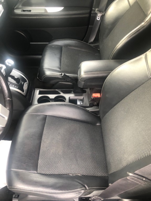 2017 Jeep Compass Image 17