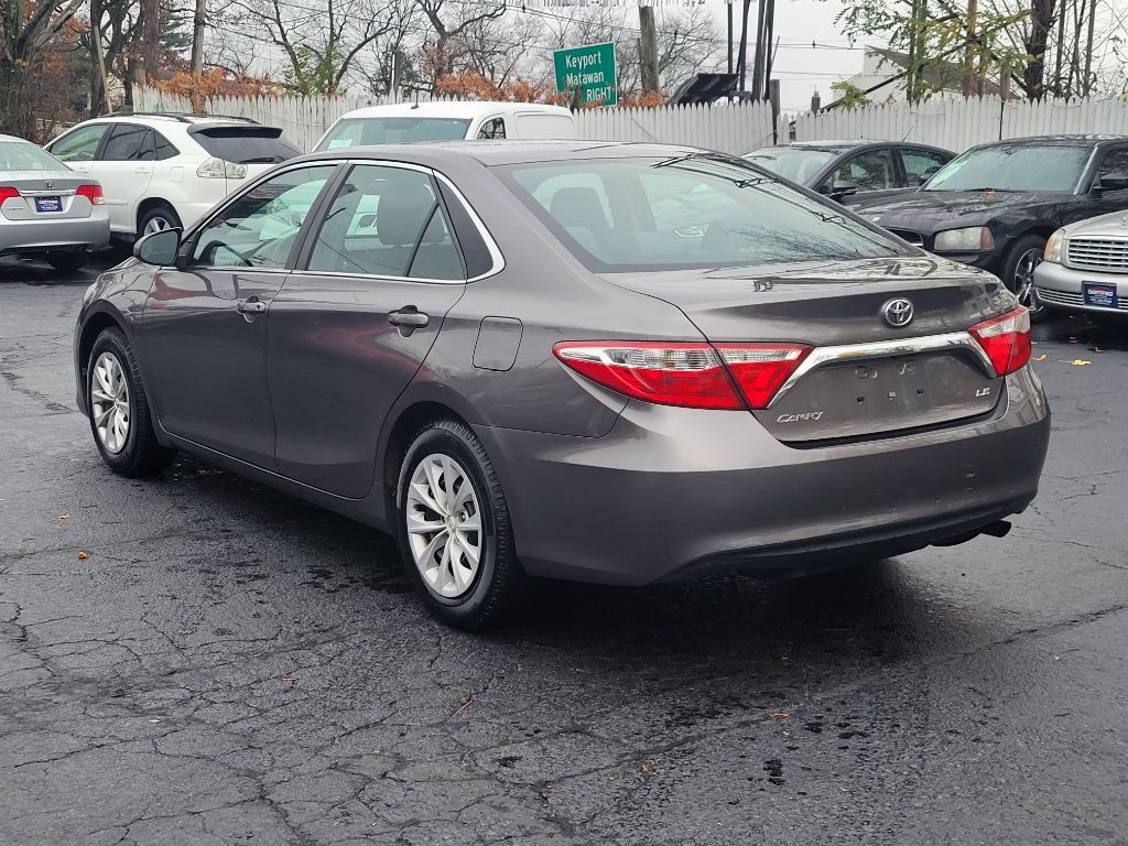 2015 Toyota Camry Image 4