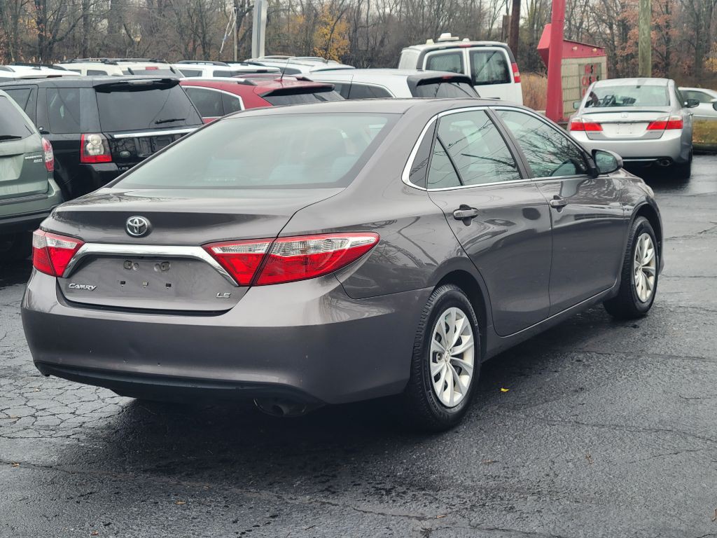 2015 Toyota Camry Image 6