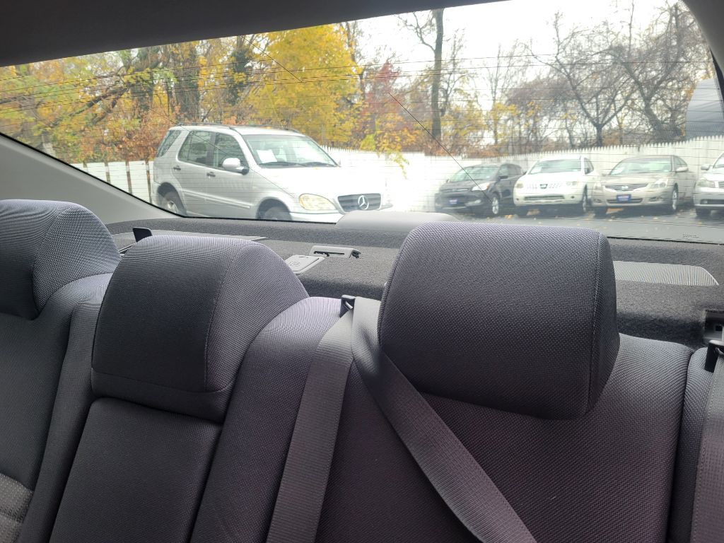 2015 Toyota Camry Image 30