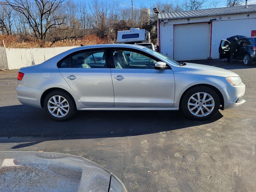 2014 Volkswagen Jetta Image 4