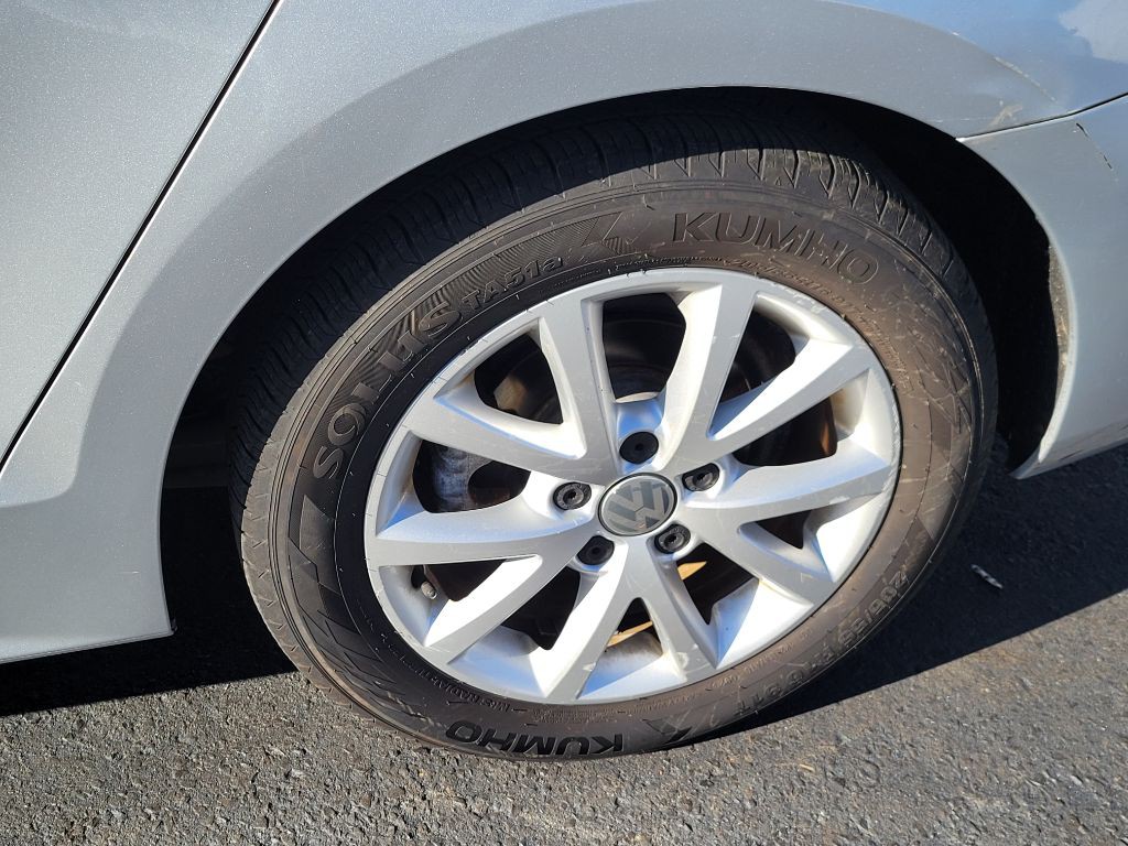 2014 Volkswagen Jetta Image 26