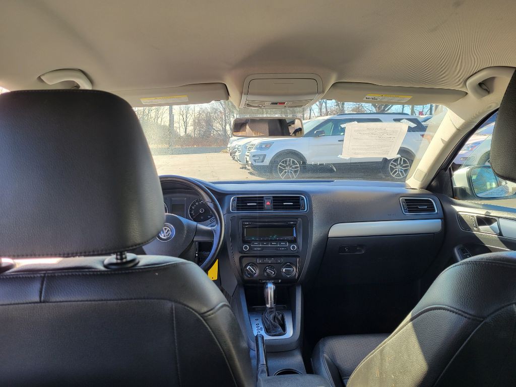 2014 Volkswagen Jetta Image 10