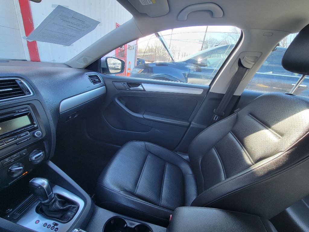 2014 Volkswagen Jetta Image 21