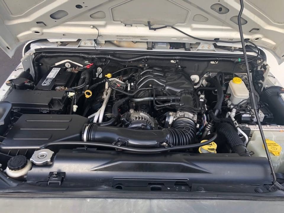 2012 Jeep Wrangler Image 16