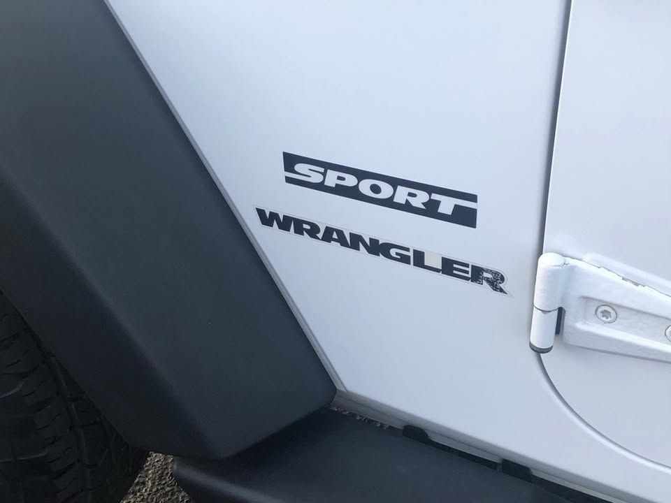 2012 Jeep Wrangler Image 14