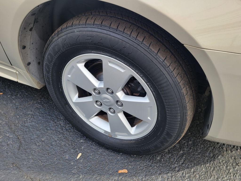 2009 Chevrolet Impala Image 25