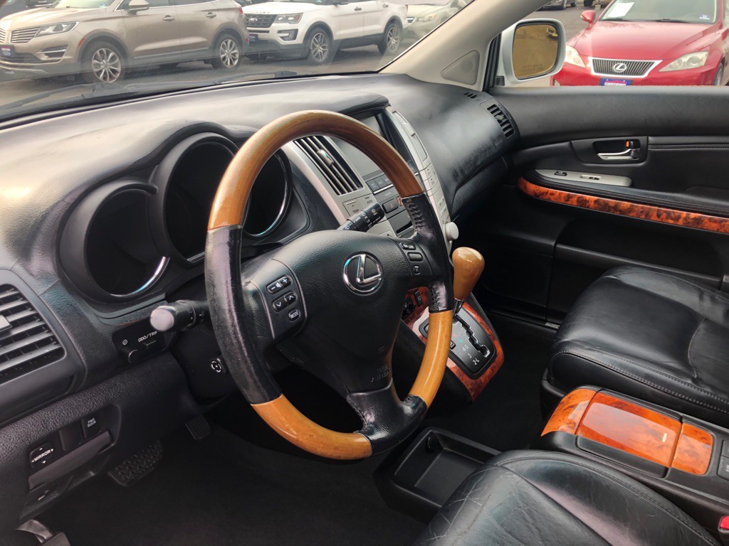 2007 Lexus RX Image 19