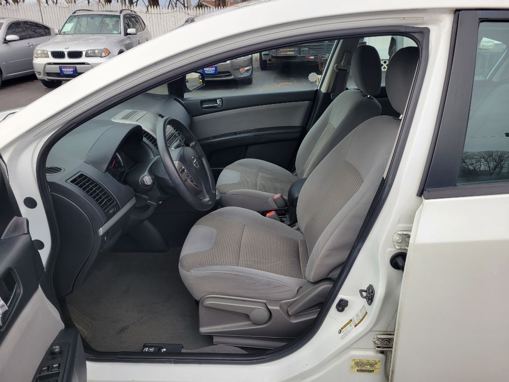 2012 Nissan Sentra Image 9