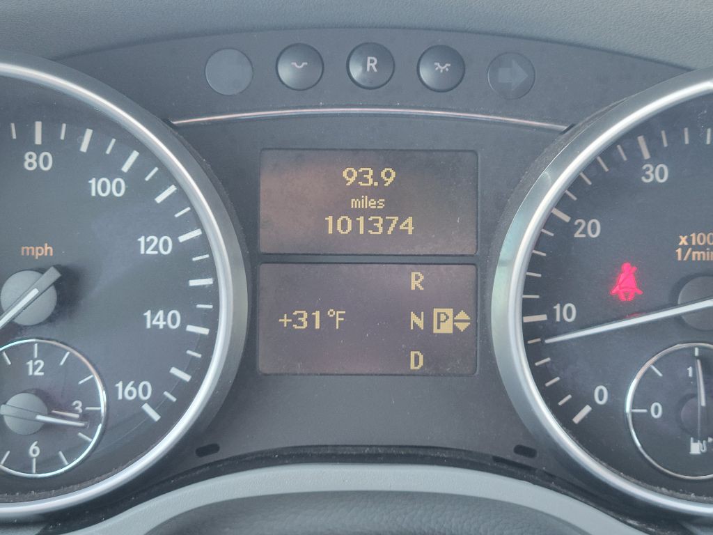 2006 Mercedes-Benz M-Class Image 23