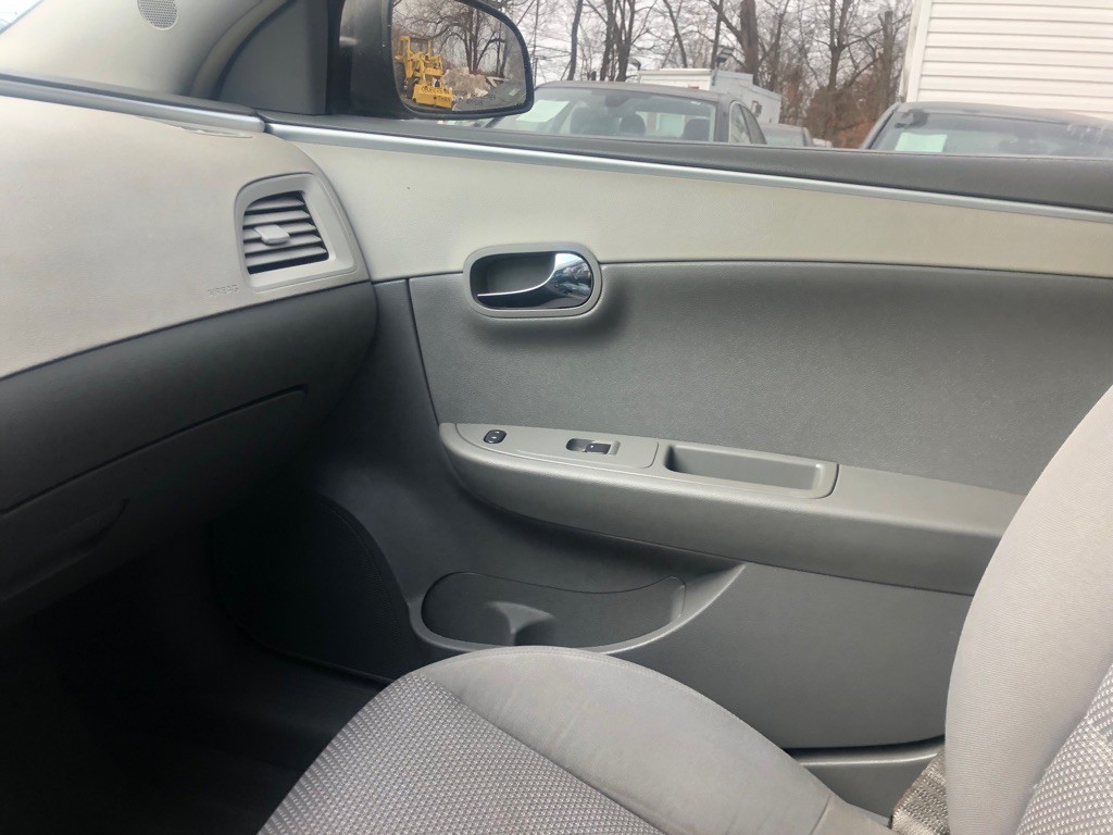 2009 Chevrolet Malibu Image 28