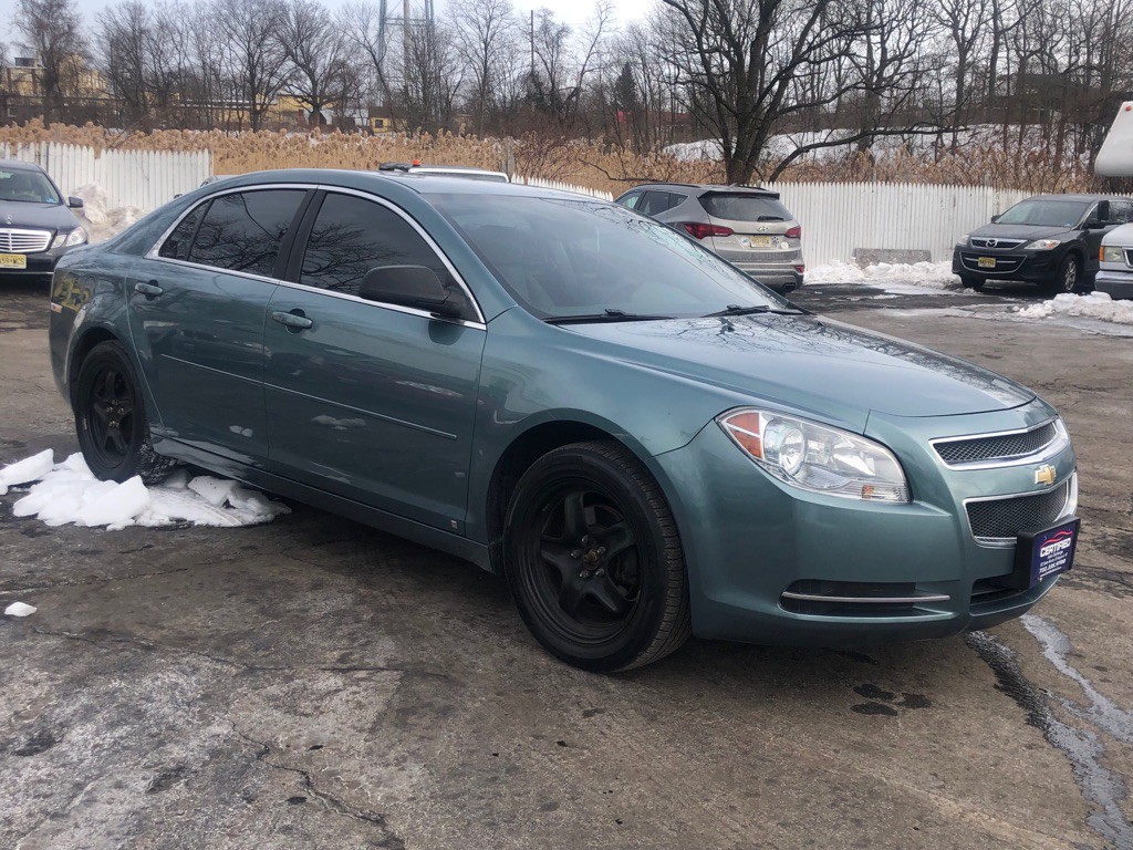 2009 Chevrolet Malibu Image 1