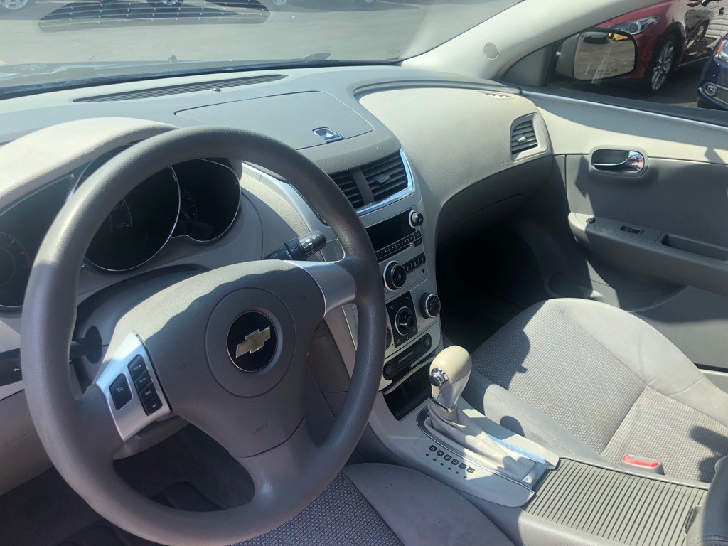 2009 Chevrolet Malibu Image 14