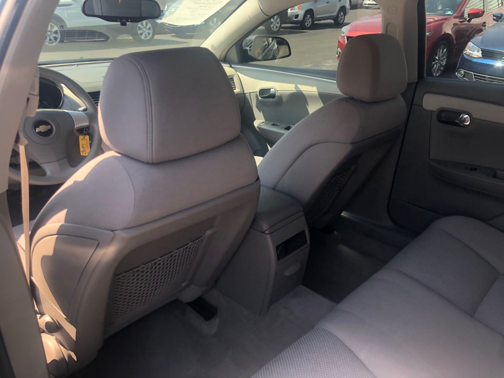 2009 Chevrolet Malibu Image 19