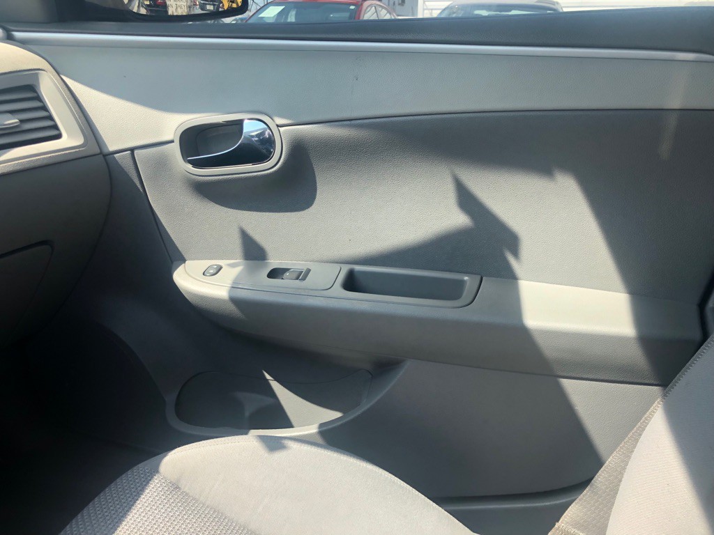 2009 Chevrolet Malibu Image 28