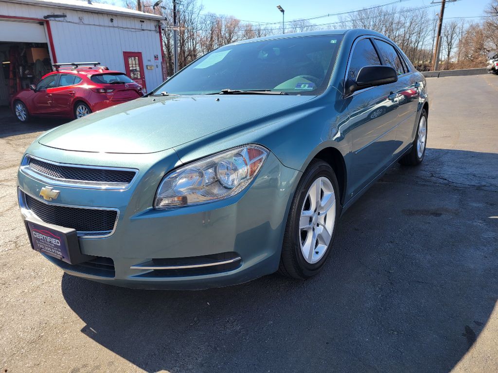 2009 Chevrolet Malibu Image 2