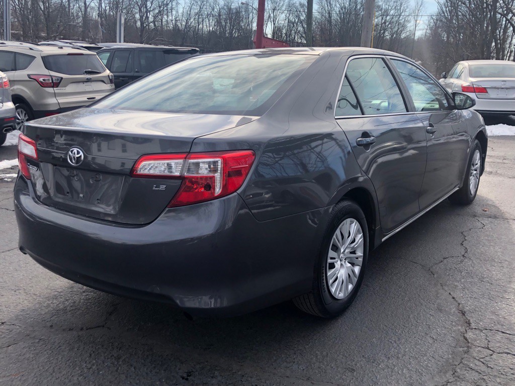 2014 Toyota Camry Image 7