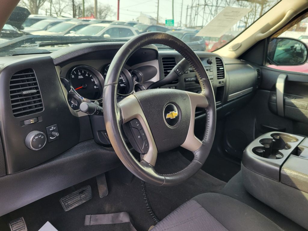 2012 Chevrolet Silverado 1500 Image 18