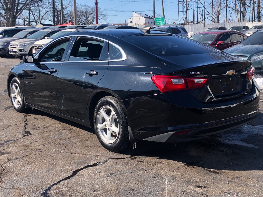 2018 Chevrolet Malibu Image 6