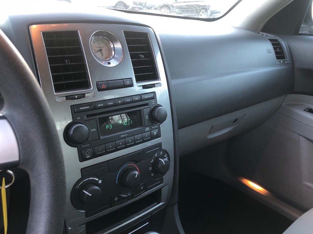 2007 Chrysler 300 Image 20