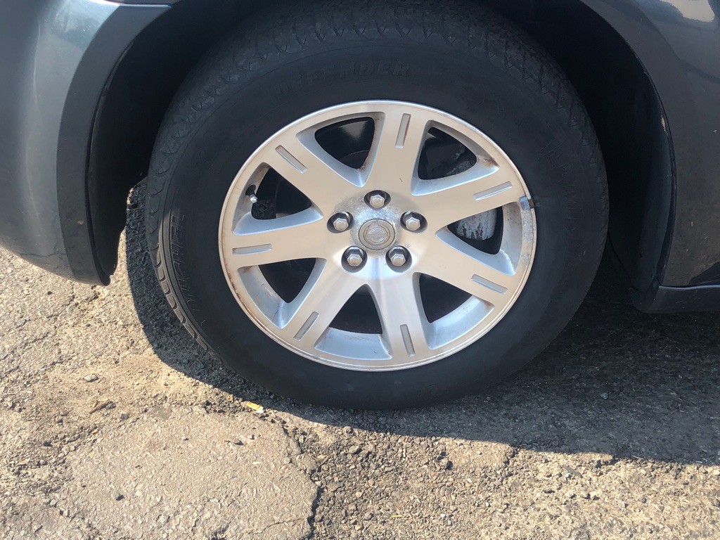 2007 Chrysler 300 Image 11