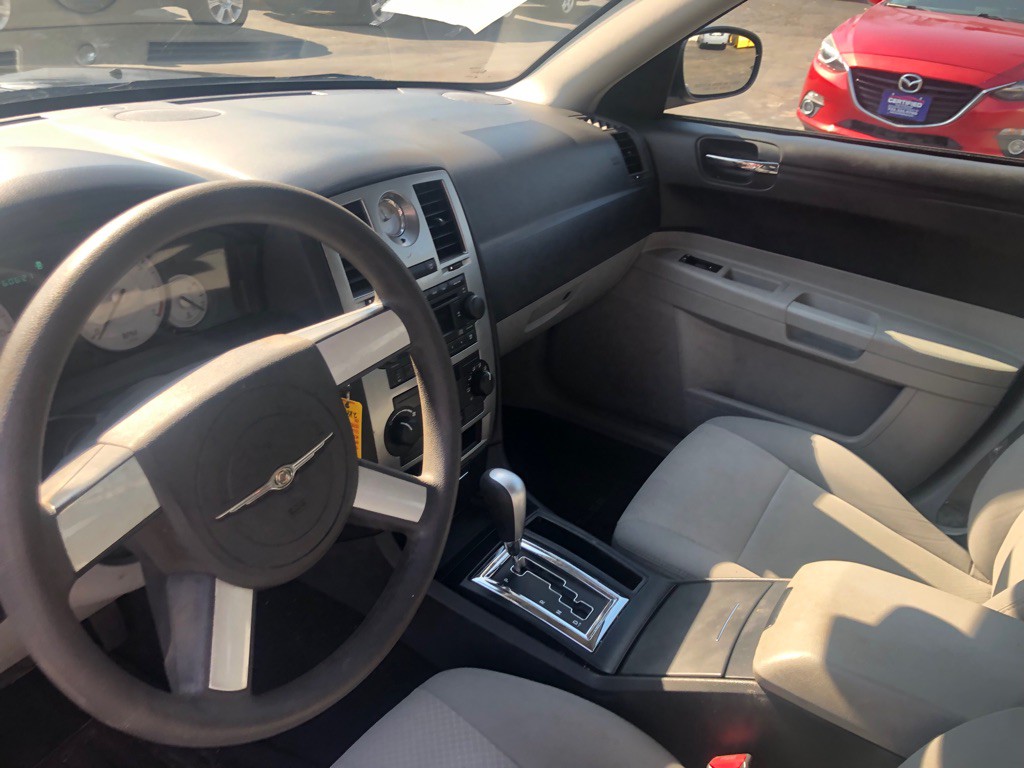 2007 Chrysler 300 Image 19