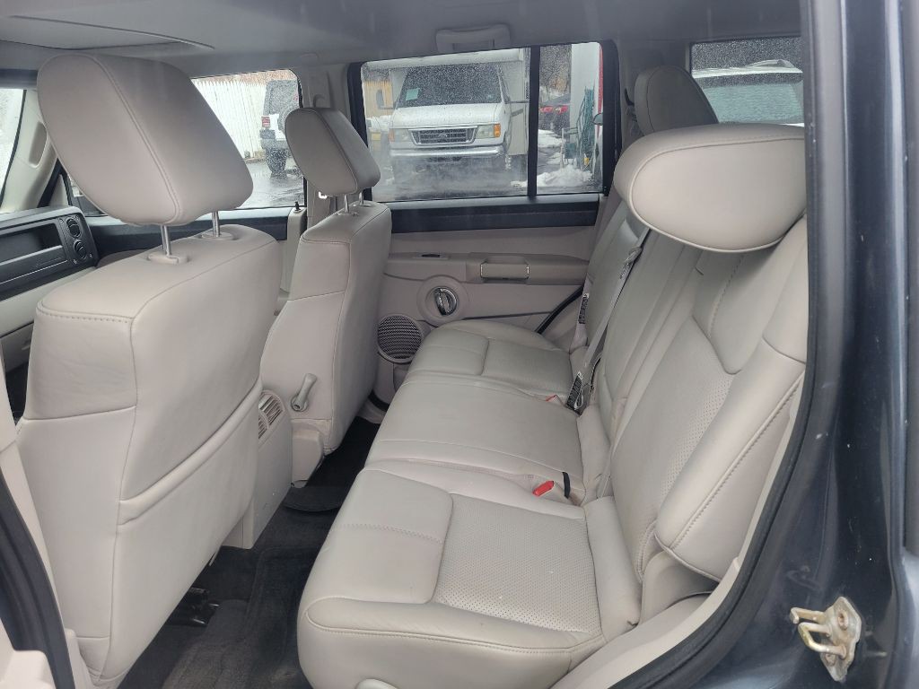 2006 Jeep Commander Image 13