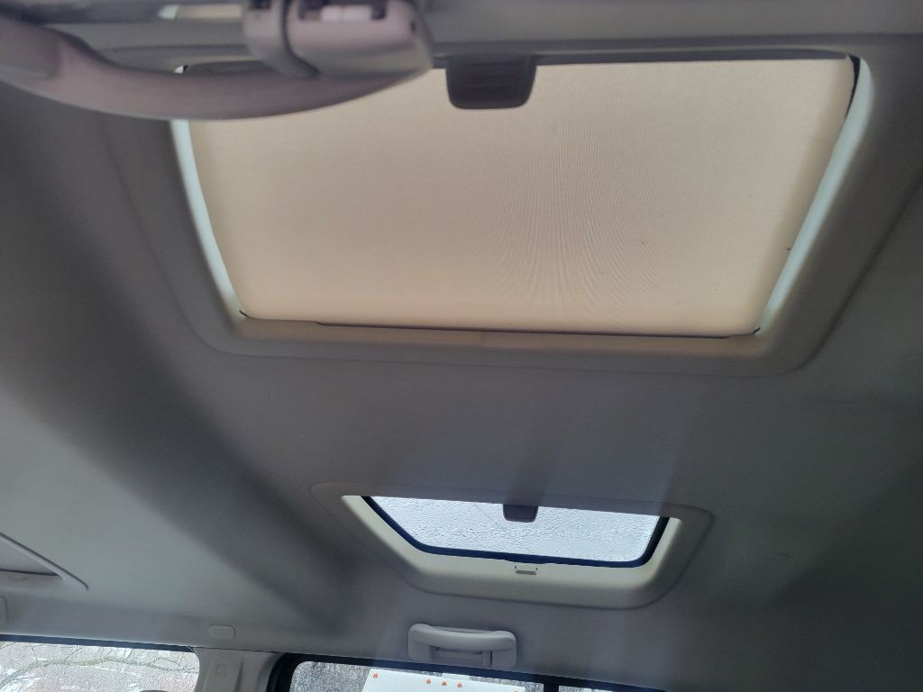 2006 Jeep Commander Image 15