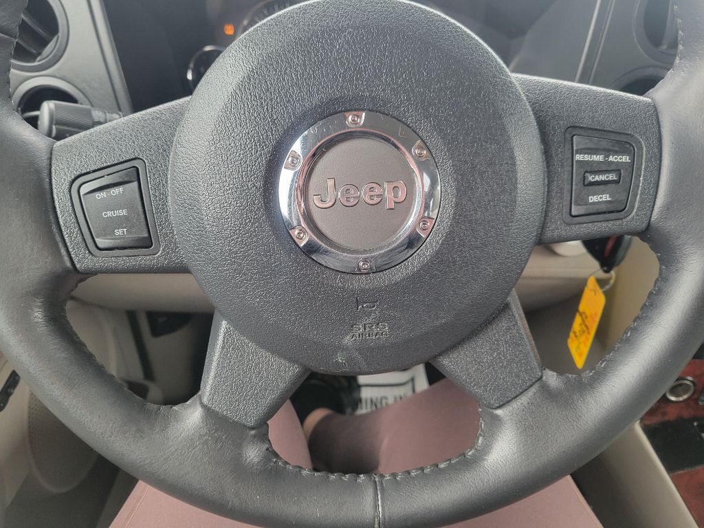 2006 Jeep Commander Image 20