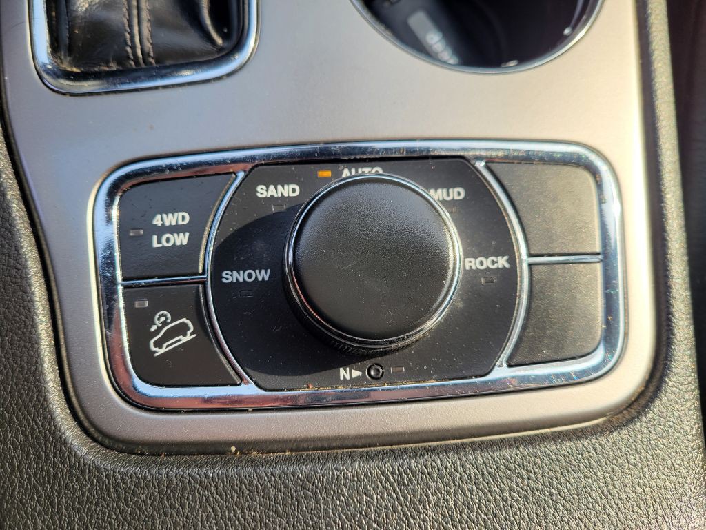 2018 Jeep Grand Cherokee Image 34