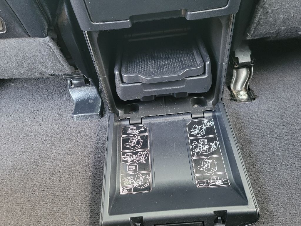 2012 Toyota Highlander Image 35