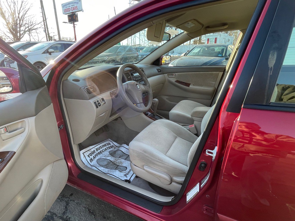 2007 Toyota Corolla Image 9