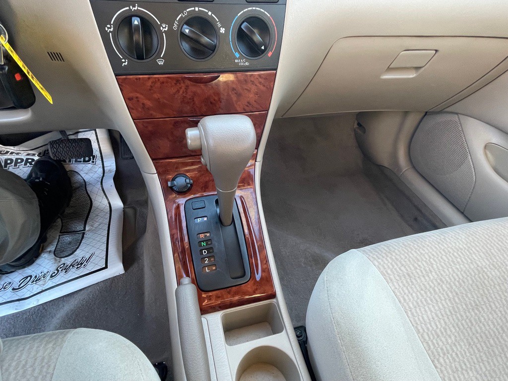 2007 Toyota Corolla Image 11