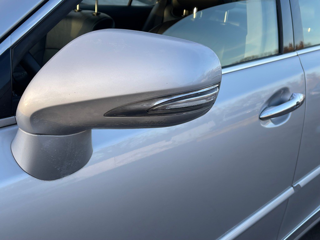 2012 Lexus ES Image 7