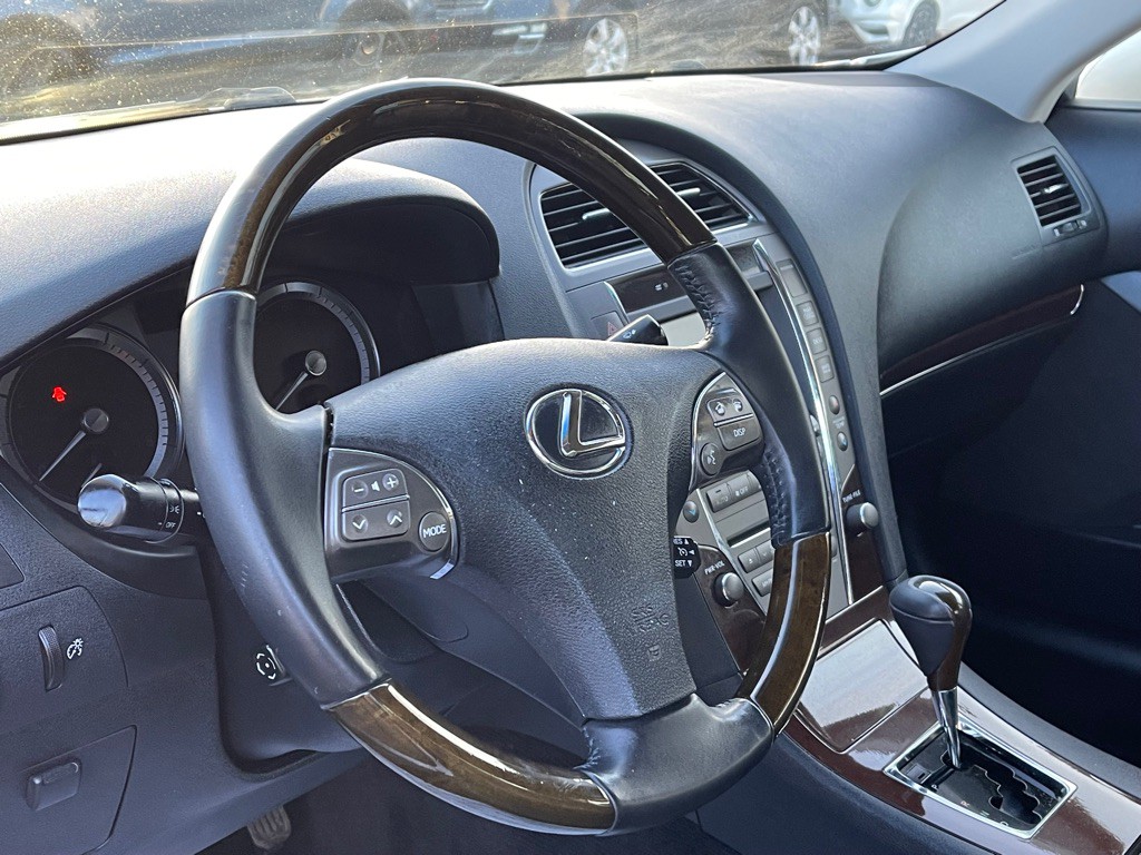 2012 Lexus ES Image 10