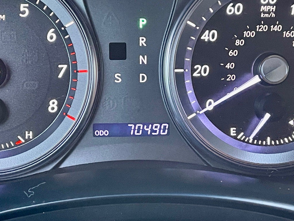 2012 Lexus ES Image 16