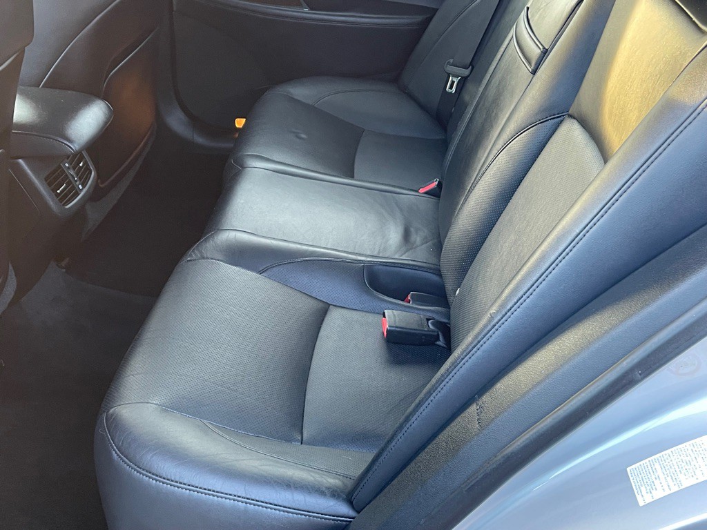 2012 Lexus ES Image 20