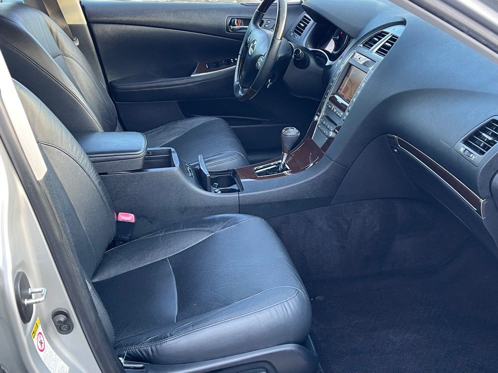 2012 Lexus ES Image 26