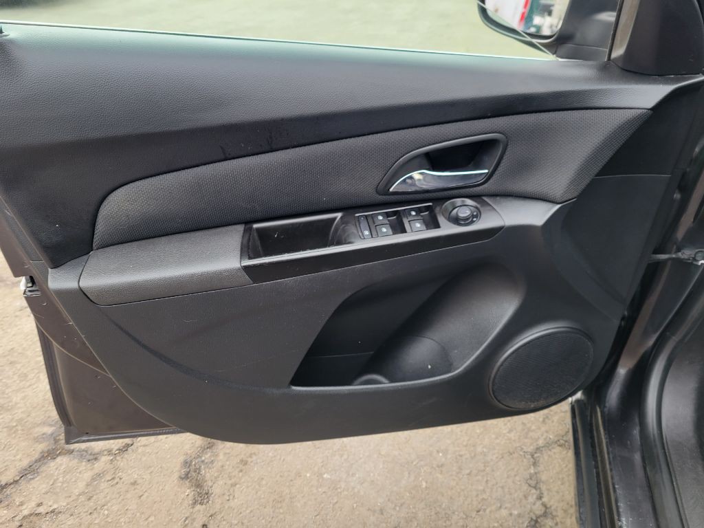 2014 Chevrolet Cruze Image 15
