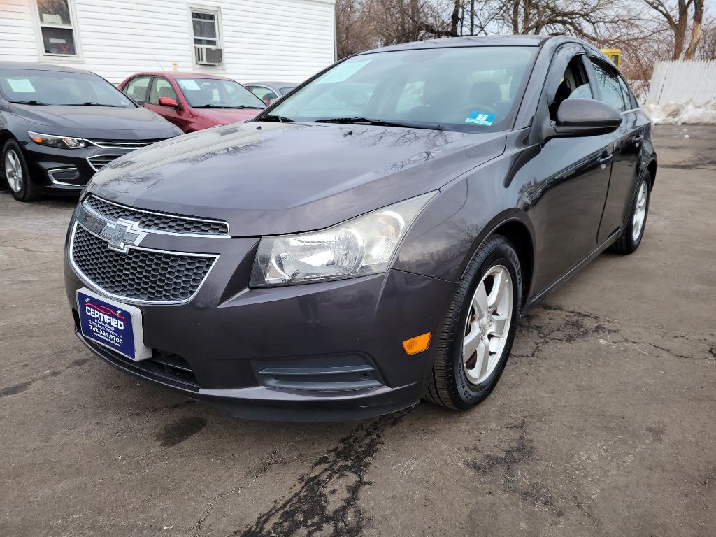 2014 Chevrolet Cruze Image 1