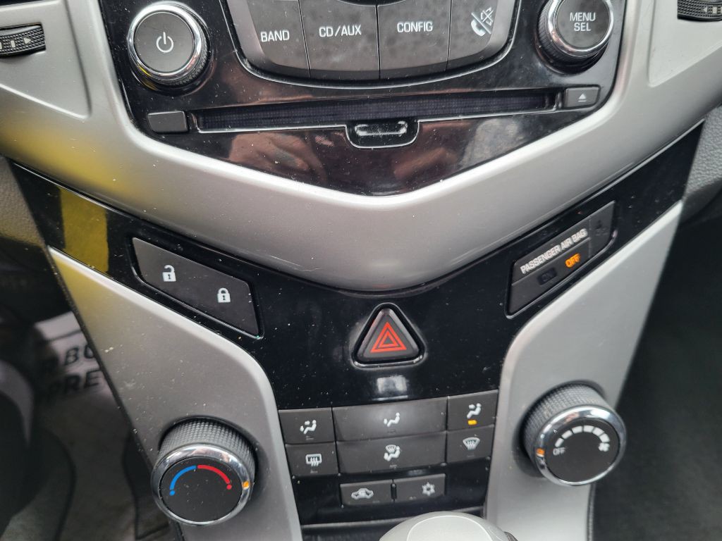 2014 Chevrolet Cruze Image 21