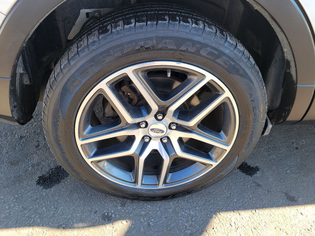 2019 Ford Explorer Image 10