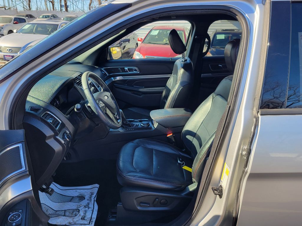 2019 Ford Explorer Image 12
