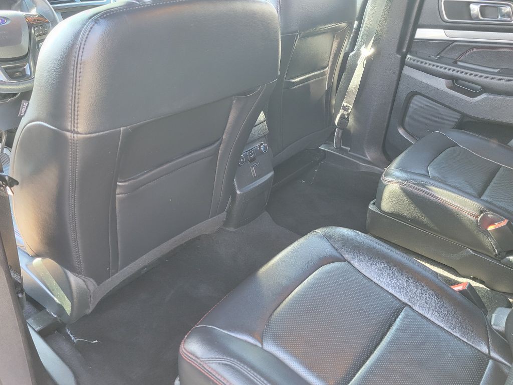 2019 Ford Explorer Image 16