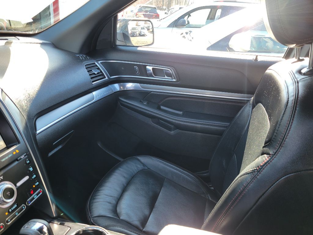 2019 Ford Explorer Image 26