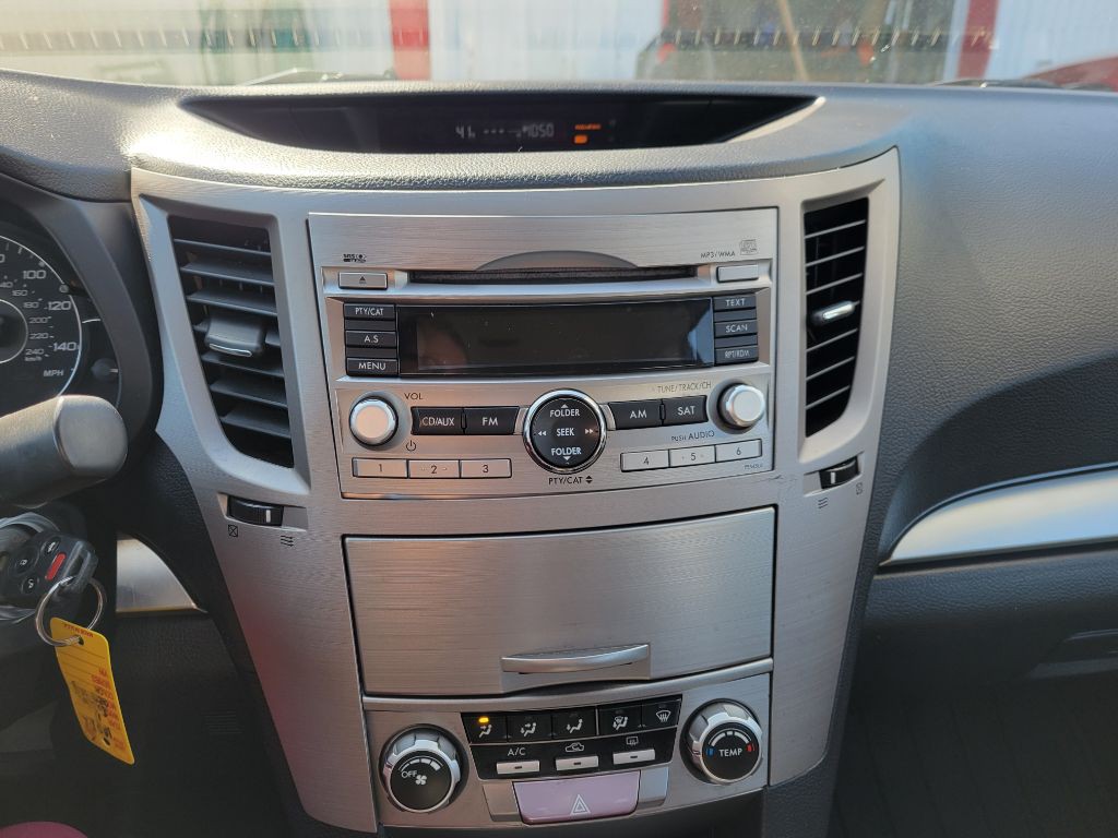2011 Subaru Legacy Image 22